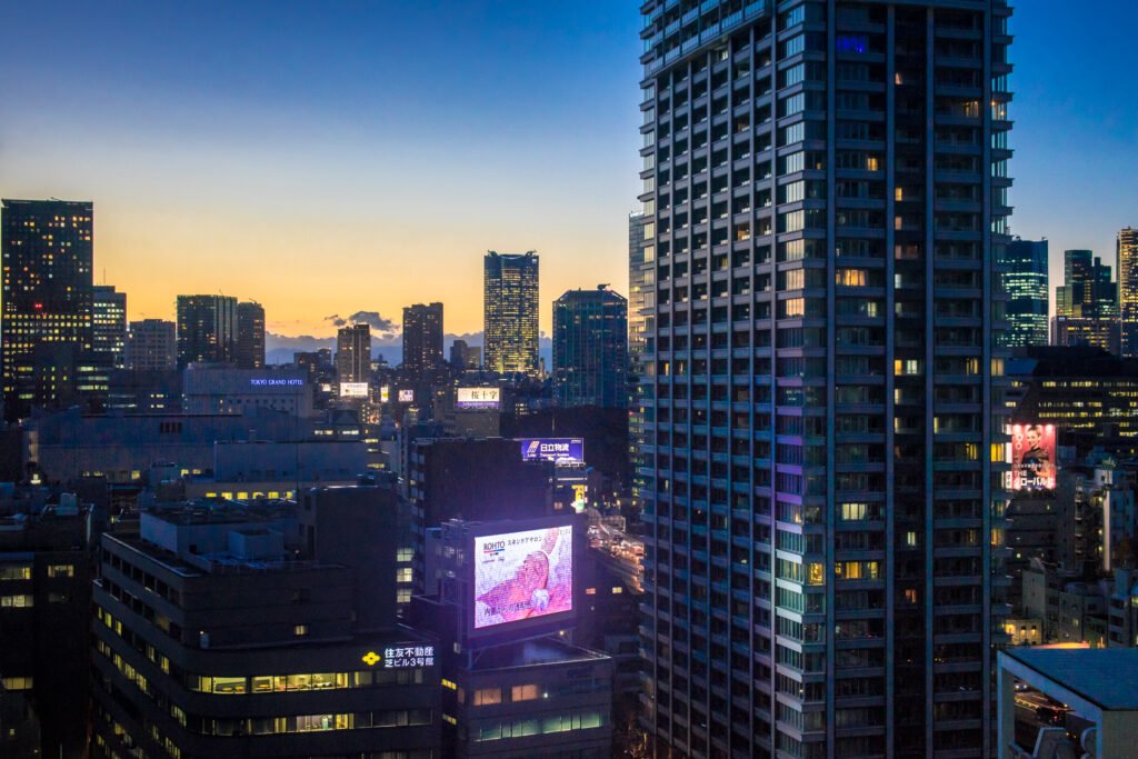 An evening view of Tokyo taken in Minato-ku